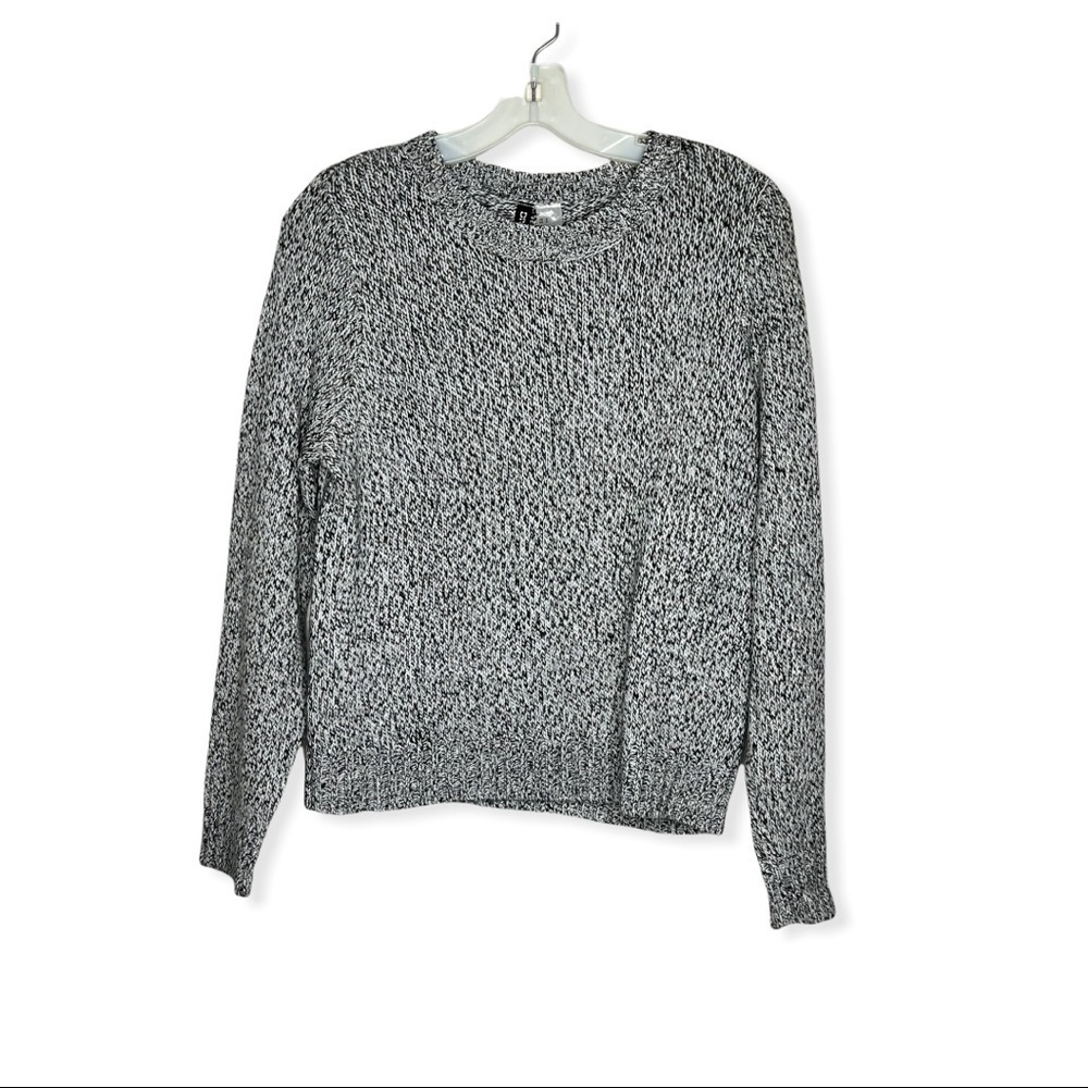 Divided H&M Sweater‎
